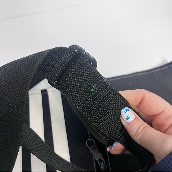 vintage y2k adidas flat crossover messenger bag black 3 stripe adjustable - Picture 12 of 14